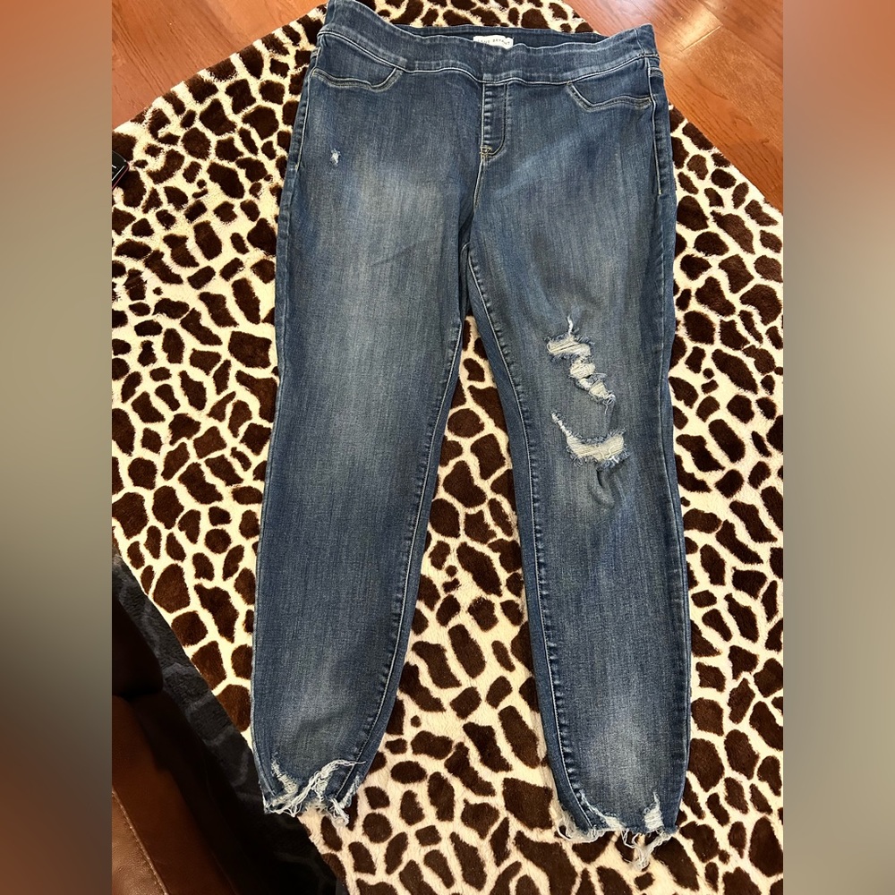 Lane Bryant size 18 jeans. Excellent used condition! No stains.